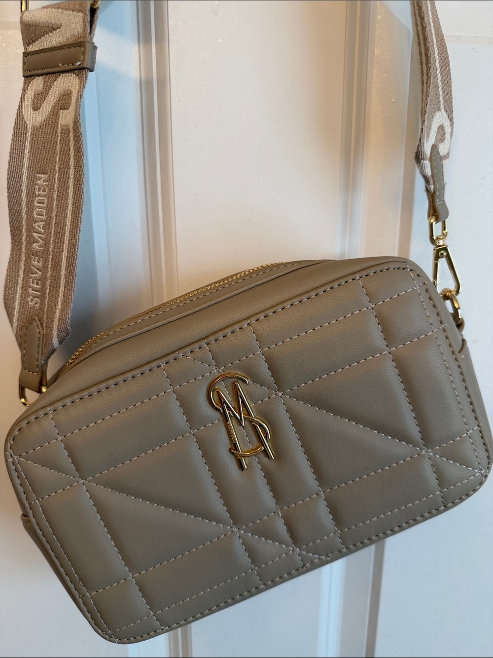 Steve Madden Quilted Crossbody Bag in Beige Taupe with Gold Hardware